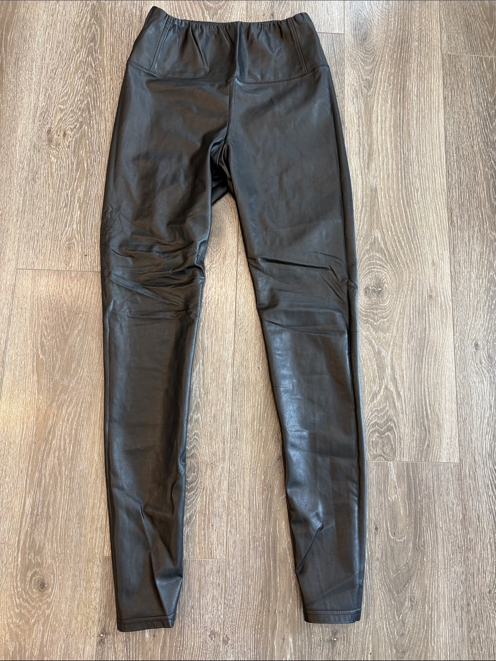 Wilfred Aritzia Black Faux Leather Leggings